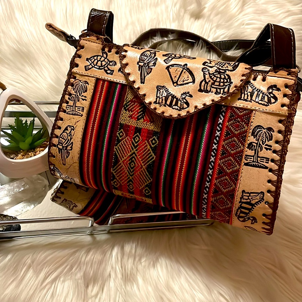 🇵🇪Exported® 🇵🇪 Gorgeous Exotic Peruvian Leather Purse 🇵🇪